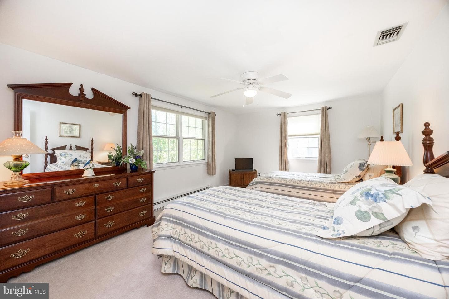 886 Laurel Lane photo 38