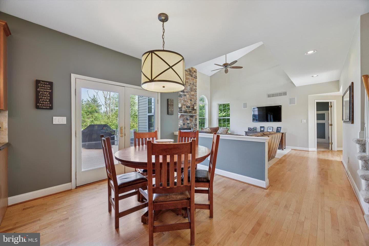 101 Jessica Circle photo 19