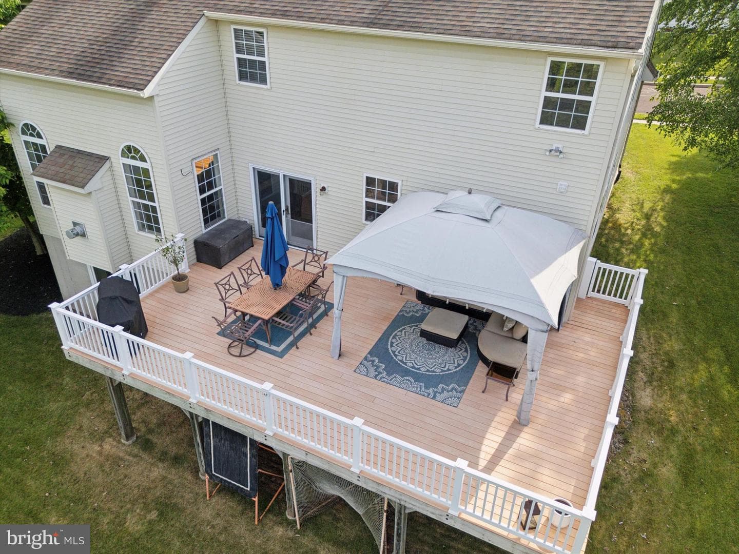 101 Jessica Circle photo 6