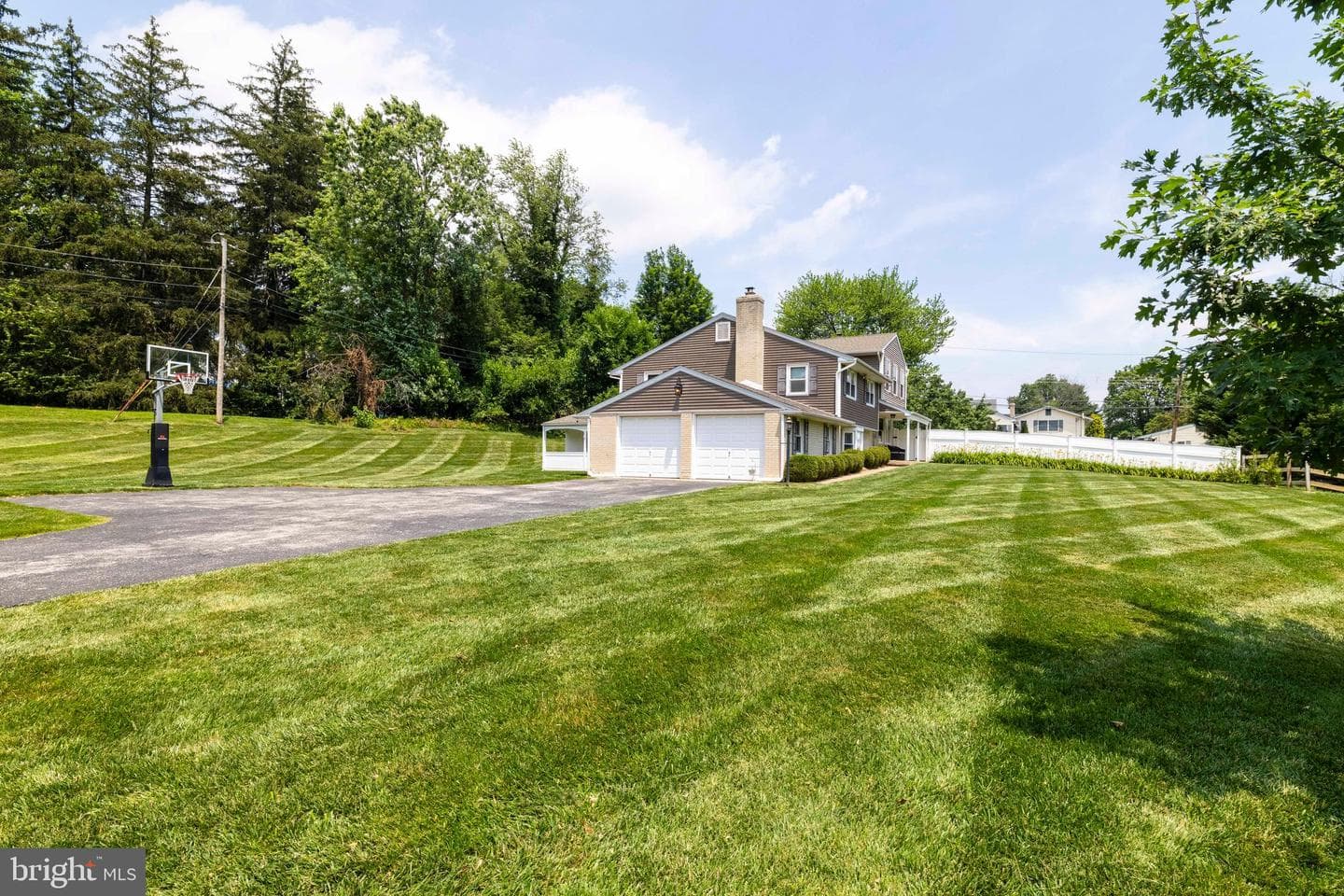 943 E Township Line Road photo 54