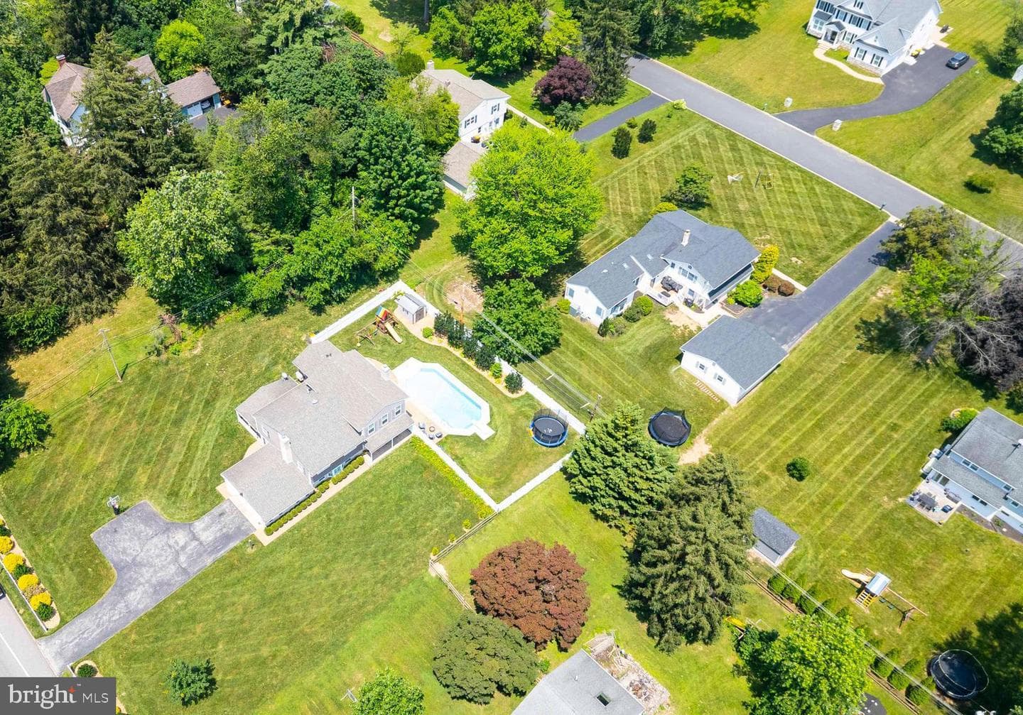 943 E Township Line Road photo 57