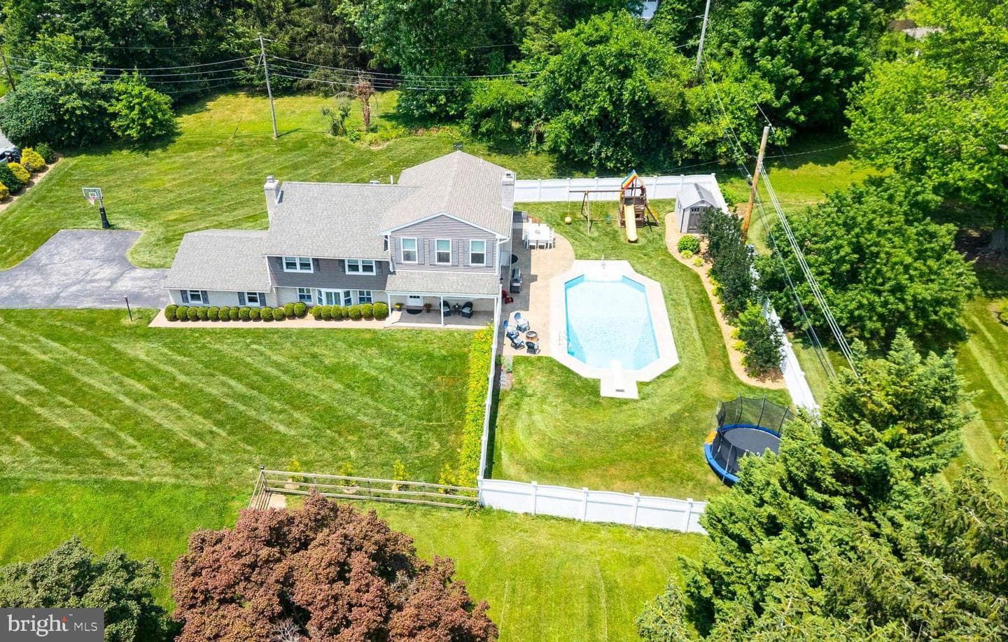 943 E Township Line Road photo 59