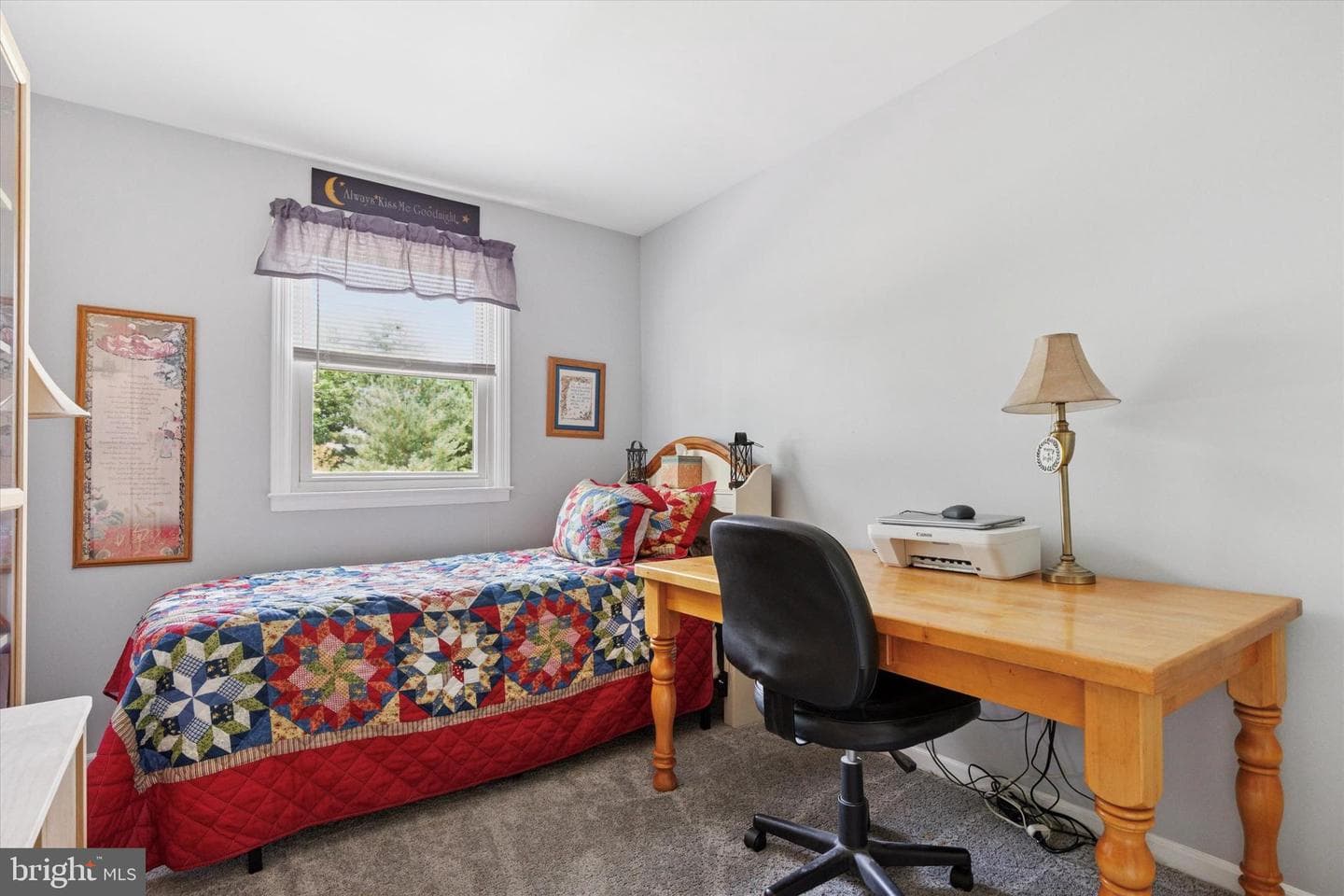 117 Ellen Way photo 3