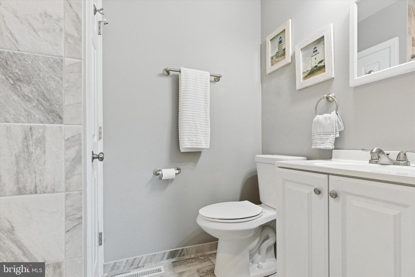 117 Ellen Way photo 7