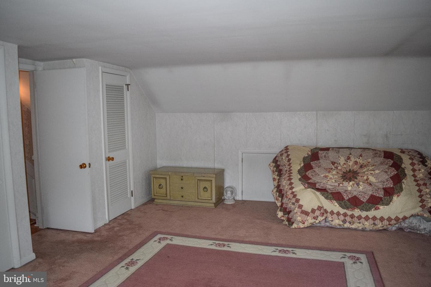 807 W Race Street photo 17