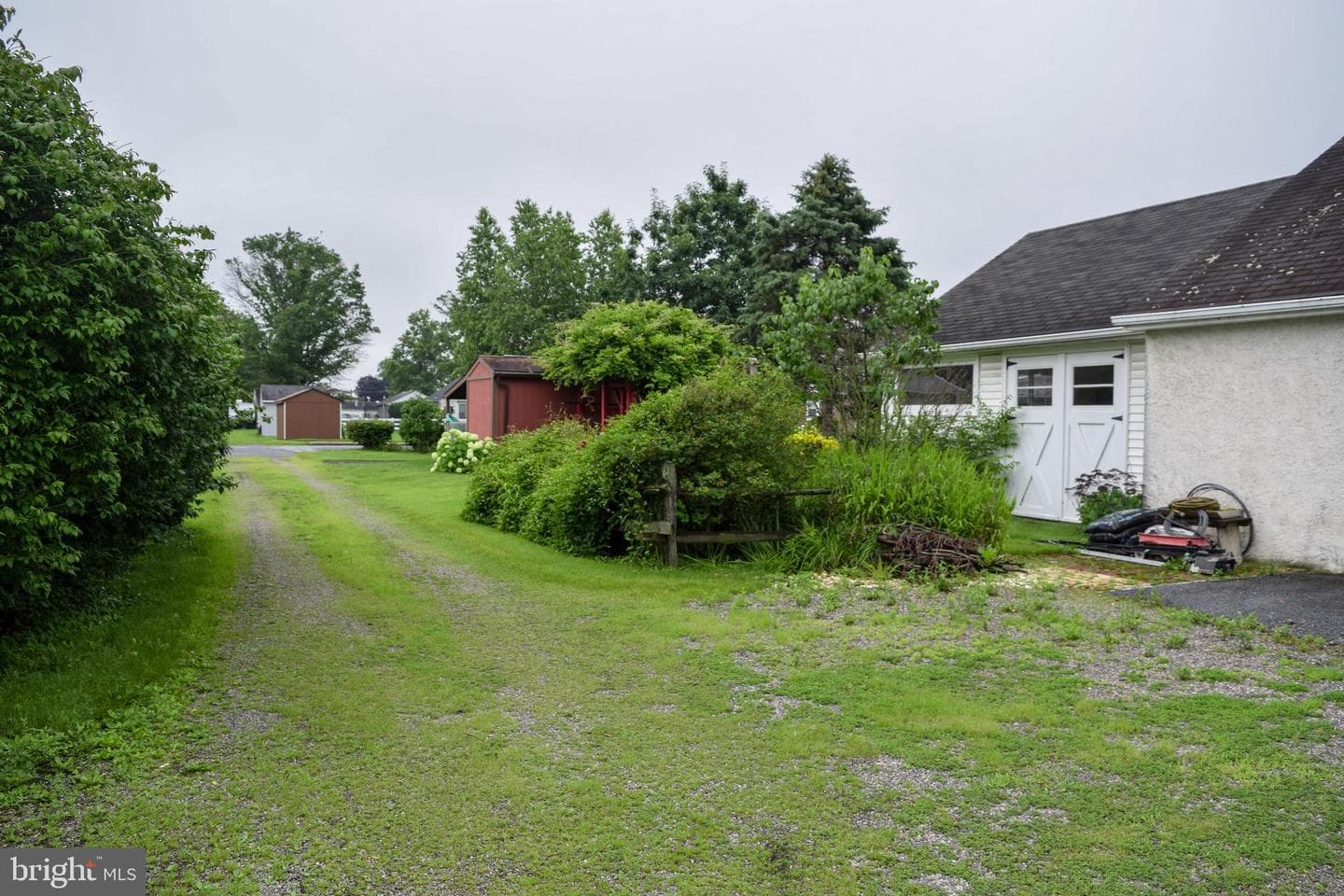 807 W Race Street photo 35