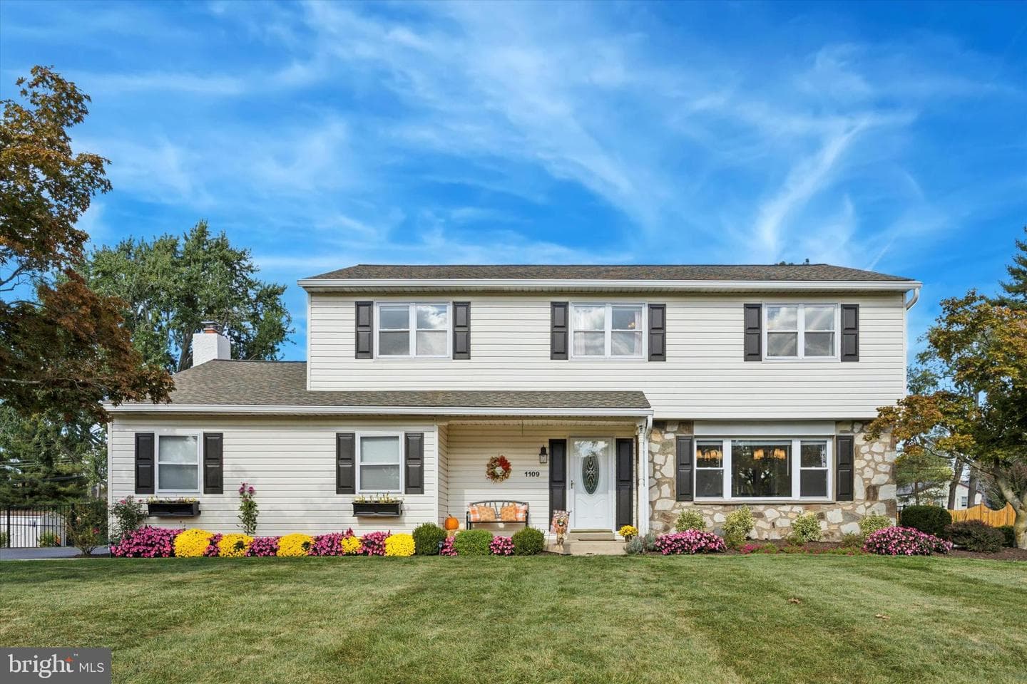 1109 Walnut Lane photo 1
