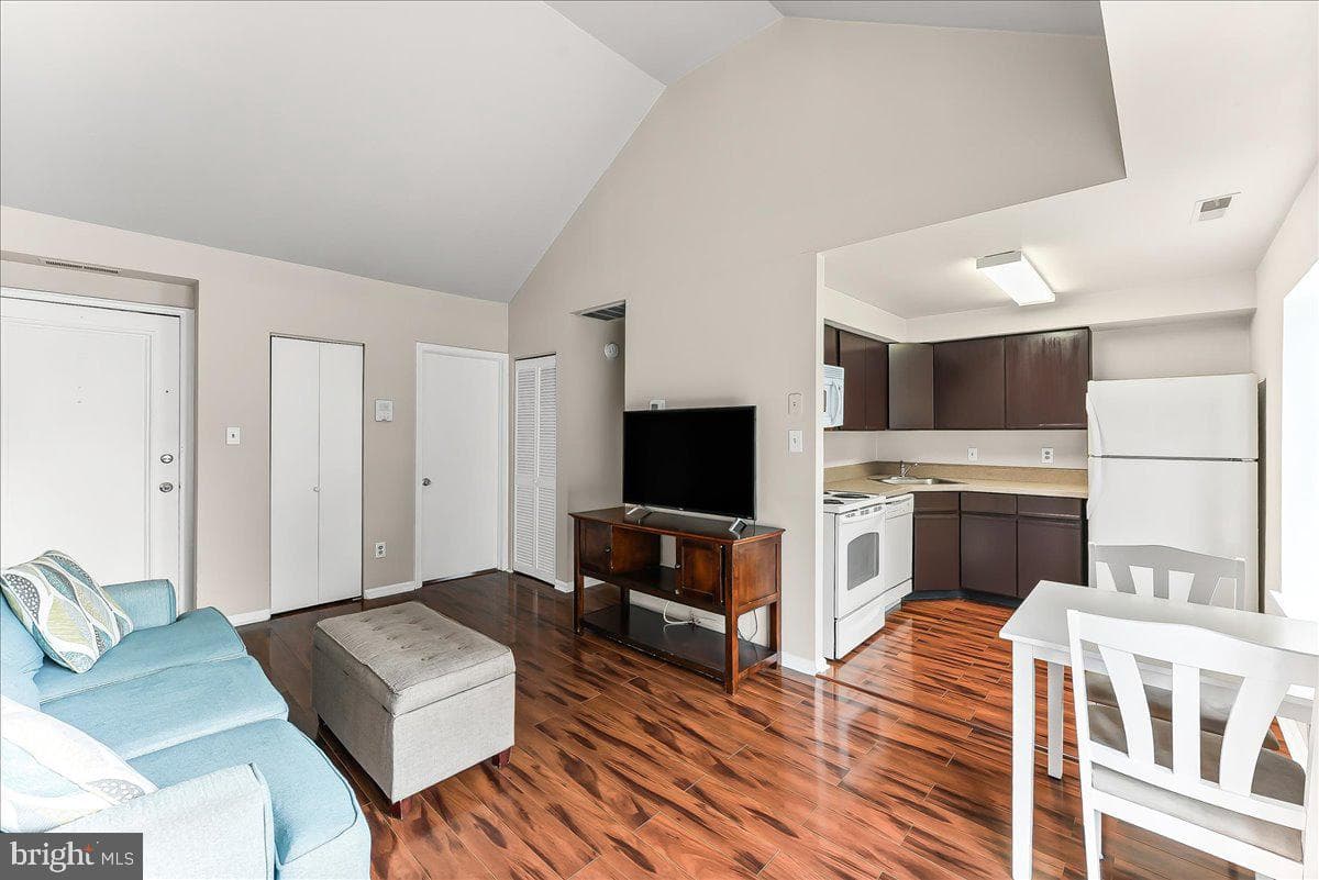 922 W Montgomery Avenue #b-4 photo 9