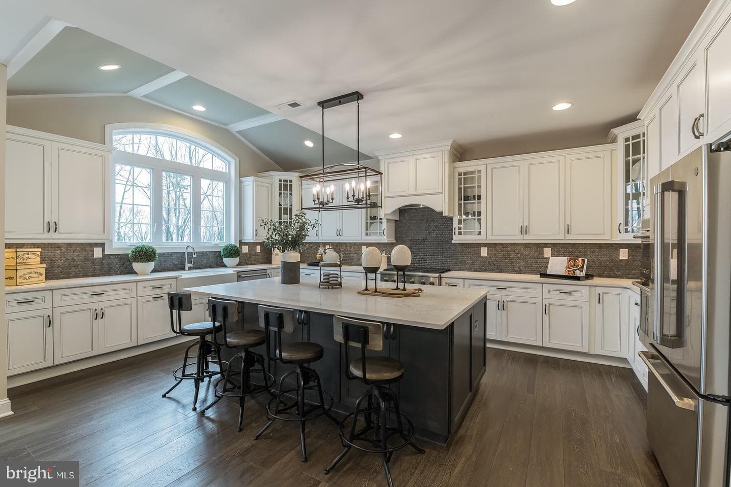 409 Stone House Circle #oakville photo 5