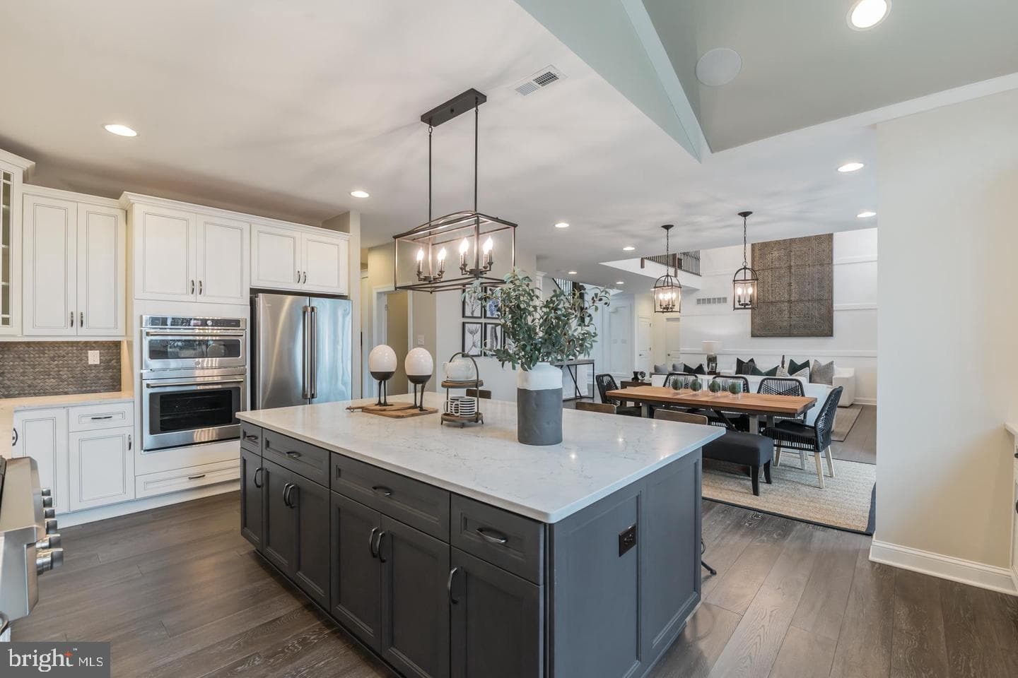 409 Stone House Circle #oakville photo 6