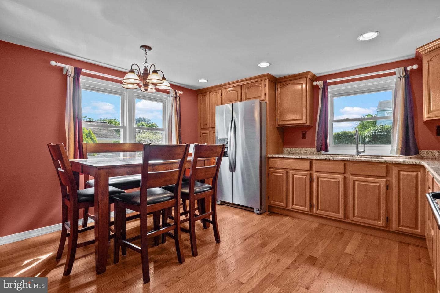 308 Edgley Avenue photo 3