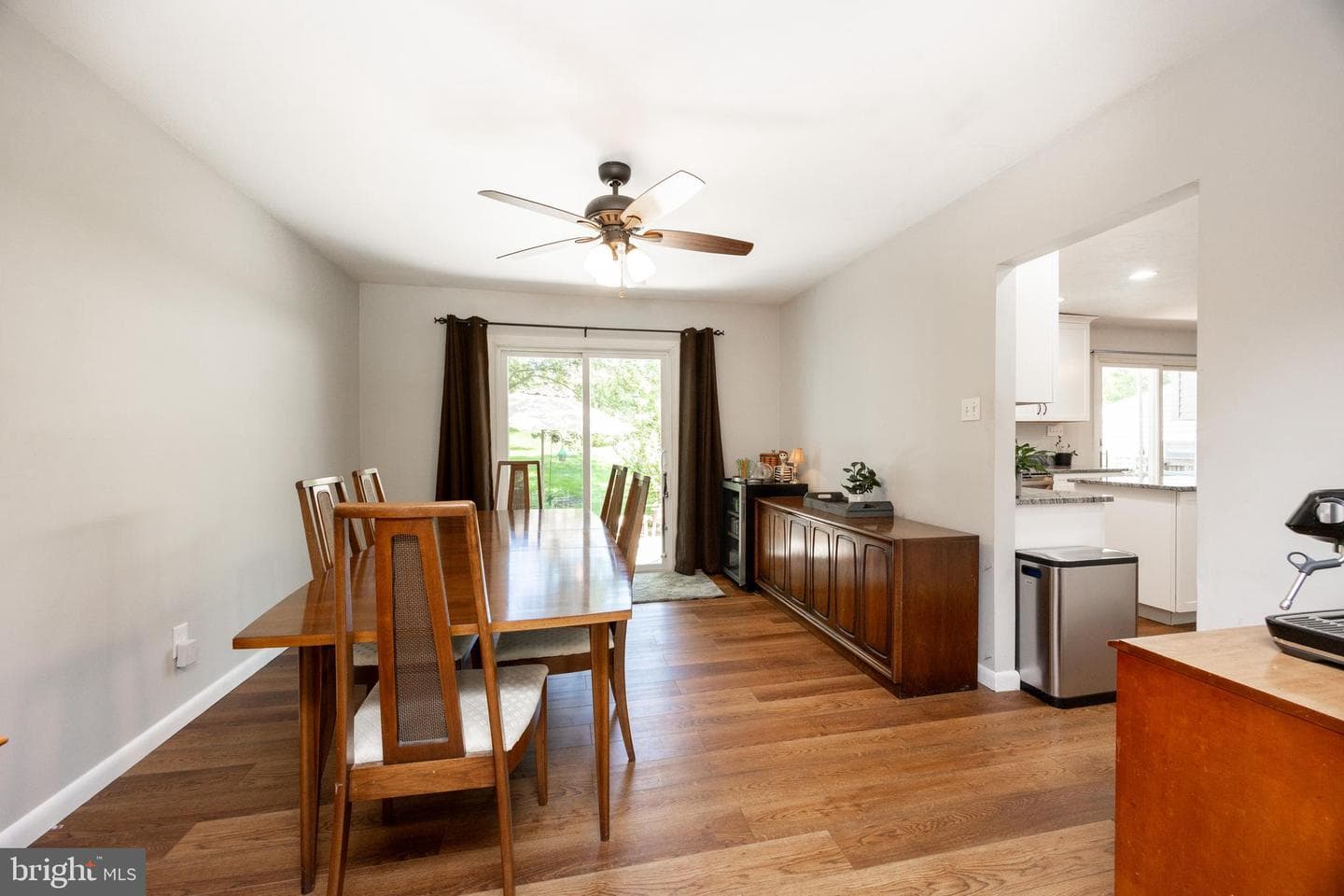 3763 Stoughton Road photo 10