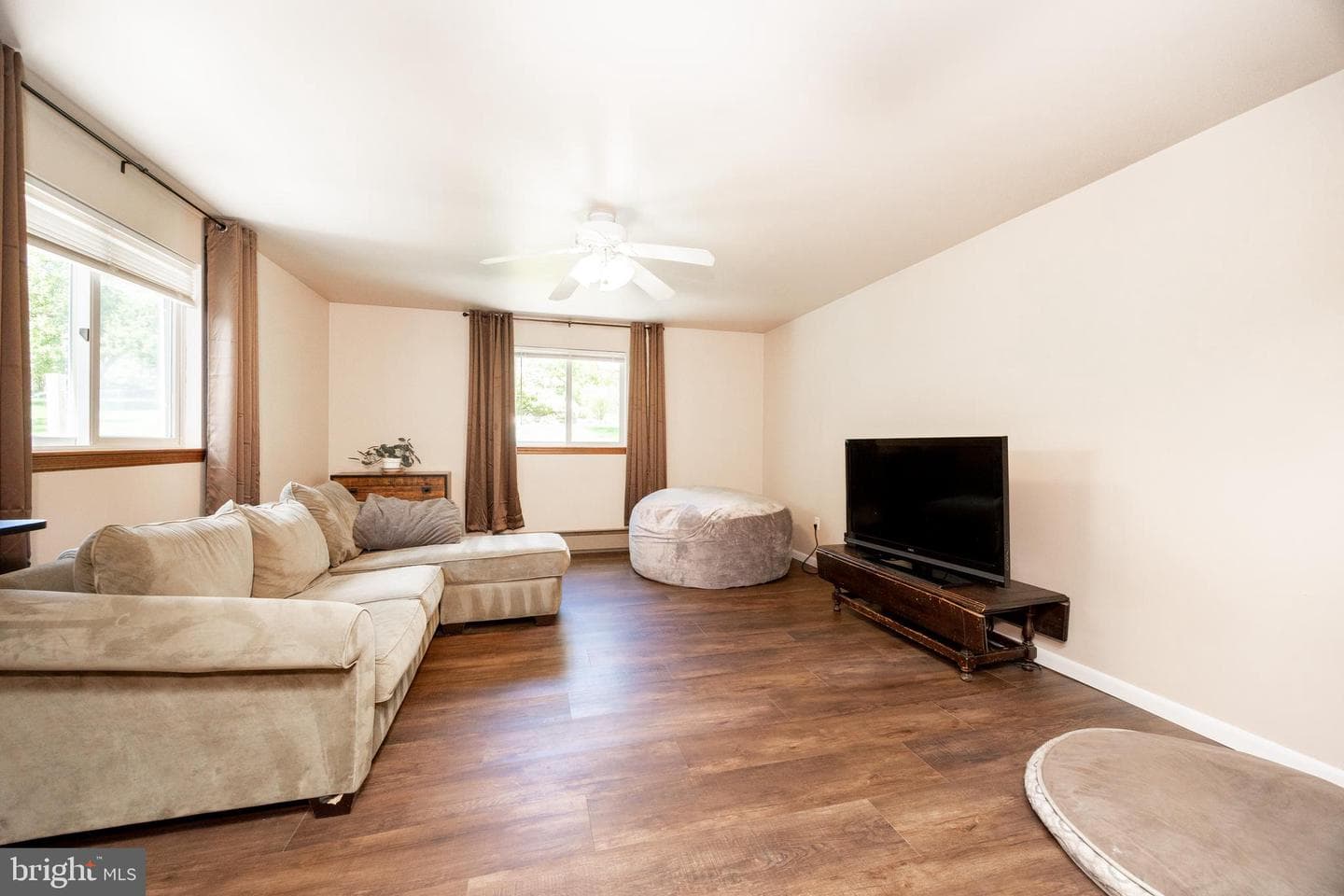 3763 Stoughton Road photo 18