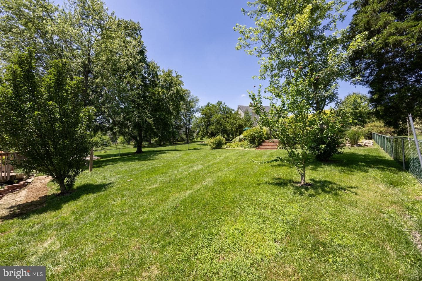 3763 Stoughton Road photo 33
