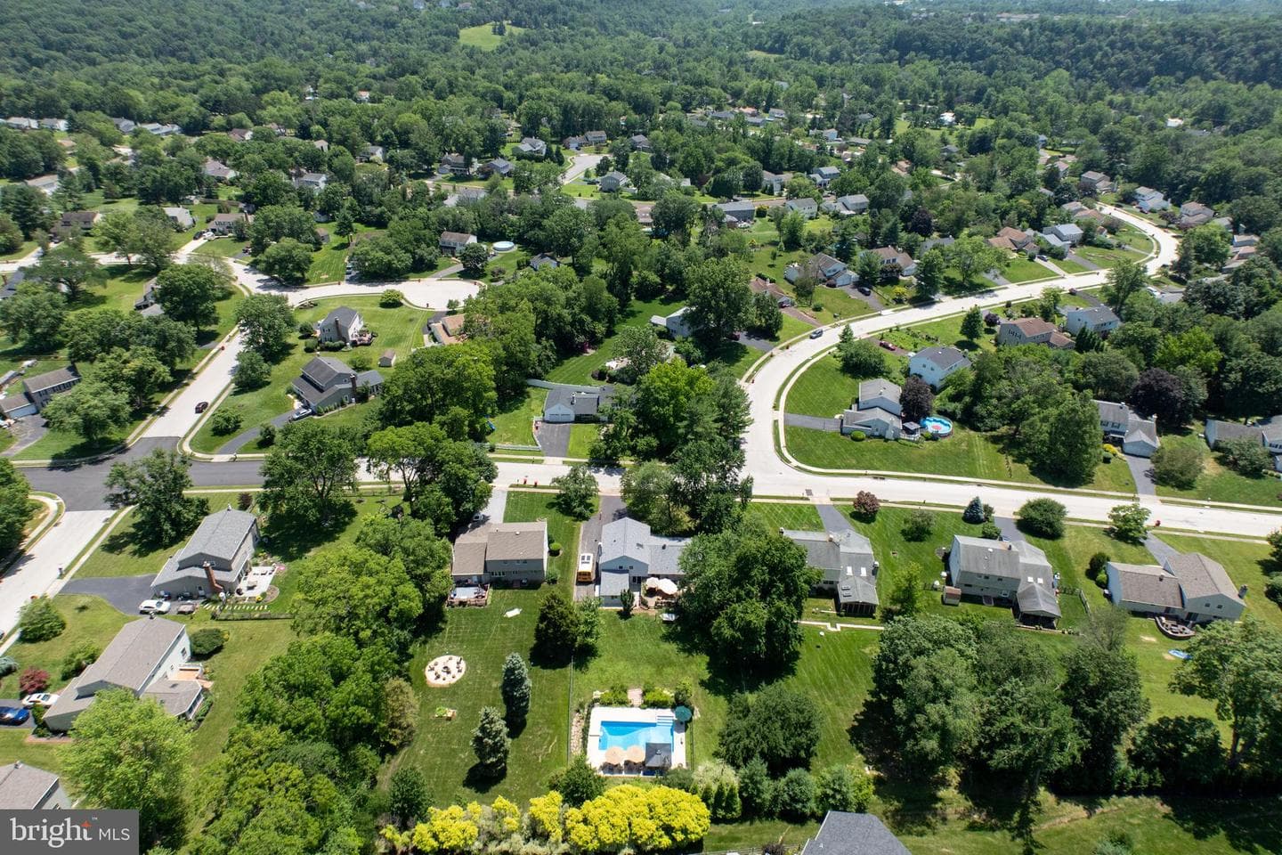 3763 Stoughton Road photo 42
