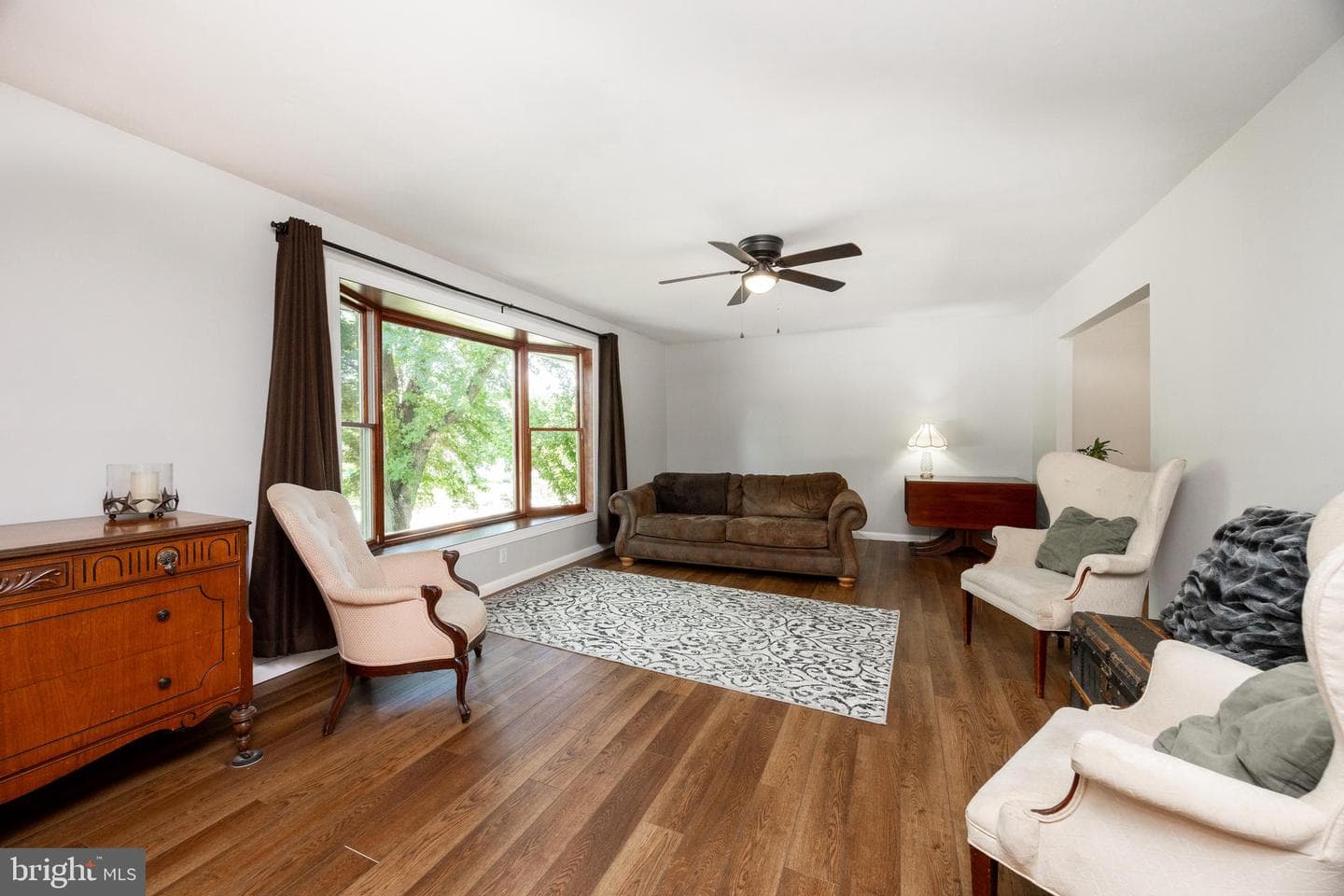 3763 Stoughton Road photo 8