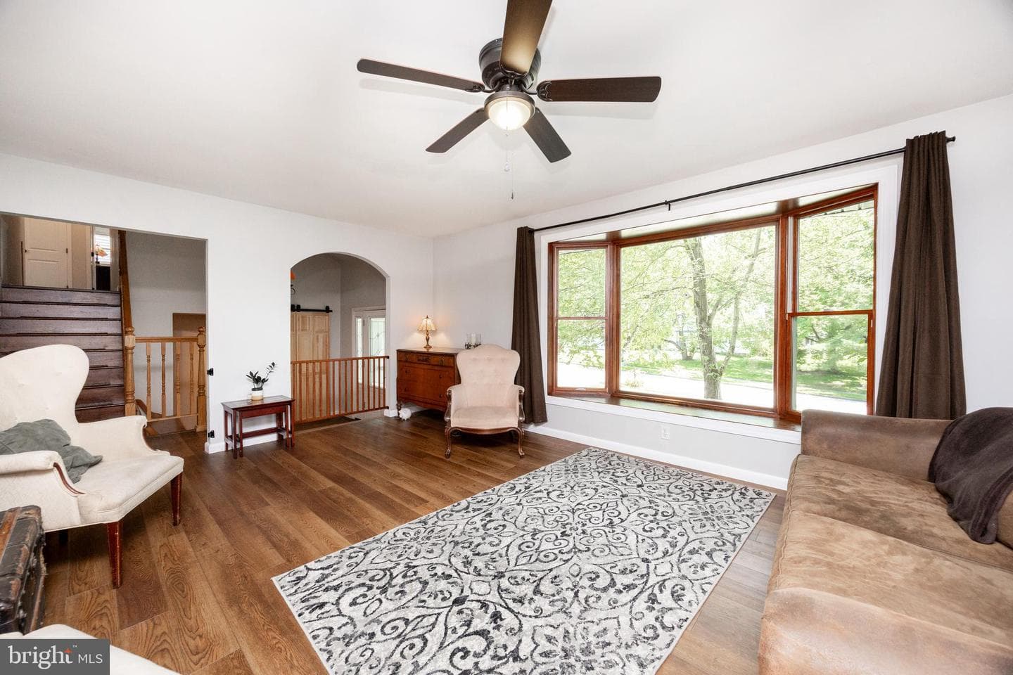 3763 Stoughton Road photo 9