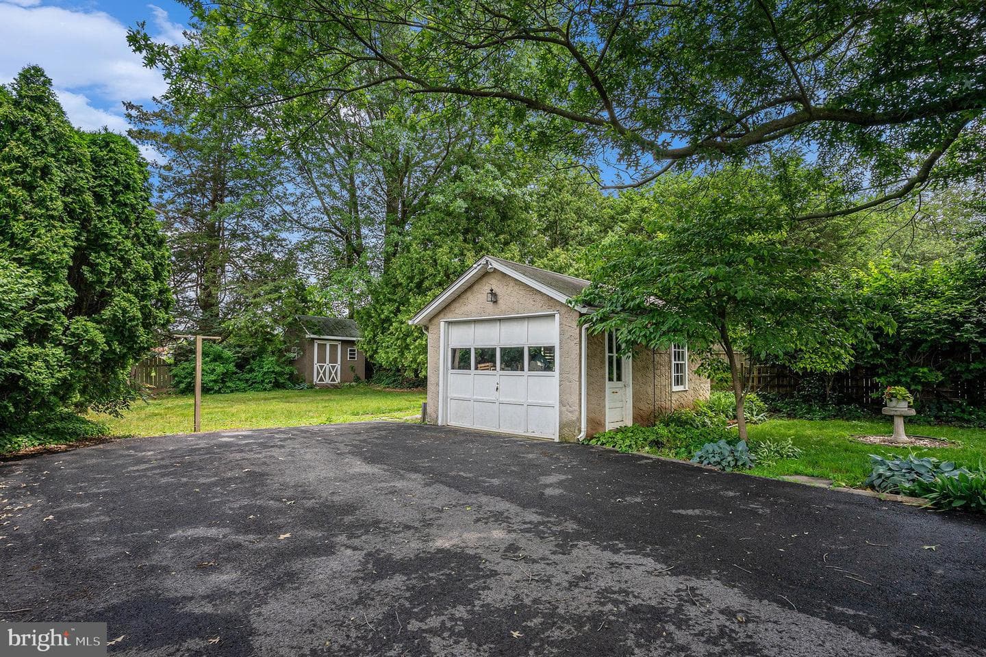 1975 Juniata Road photo 26
