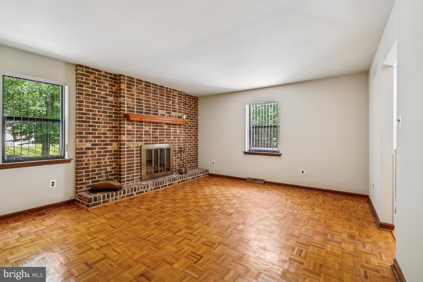 13 Virginia Lane photo 16