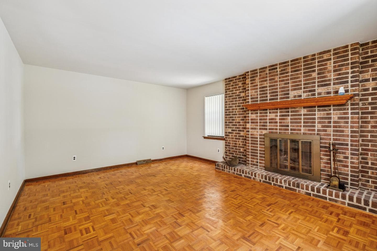 13 Virginia Lane photo 17