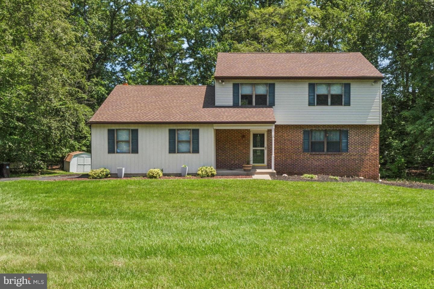 13 Virginia Lane photo 2