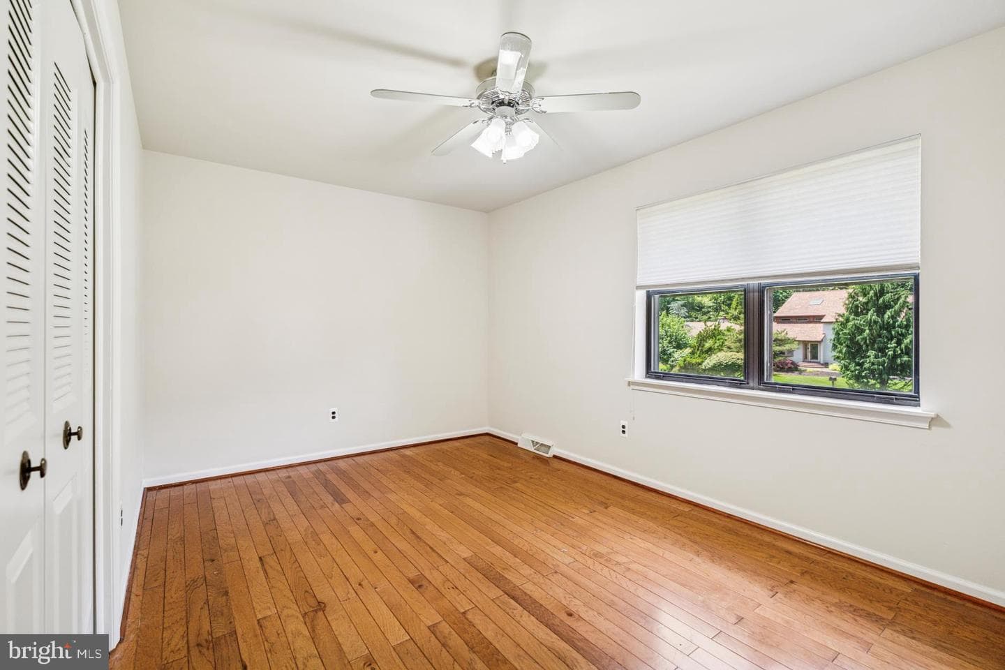 13 Virginia Lane photo 20