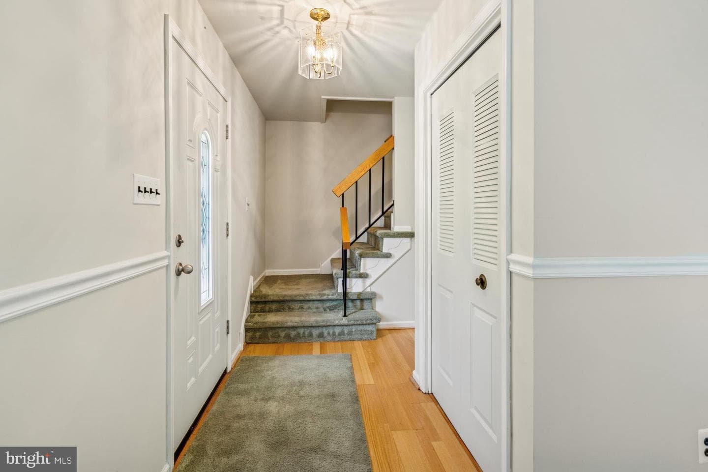 13 Virginia Lane photo 3
