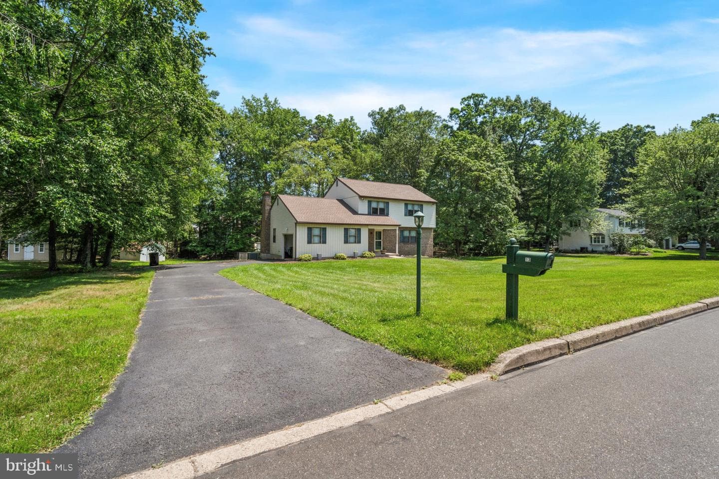 13 Virginia Lane photo 33