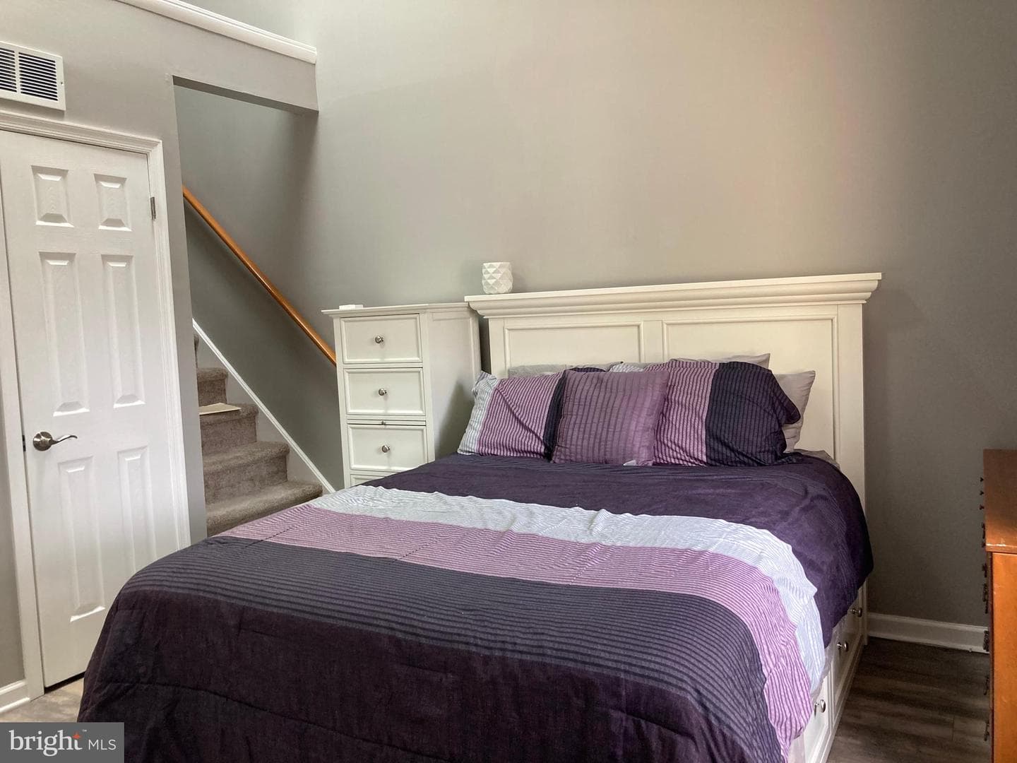 46 Ember Lane photo 18