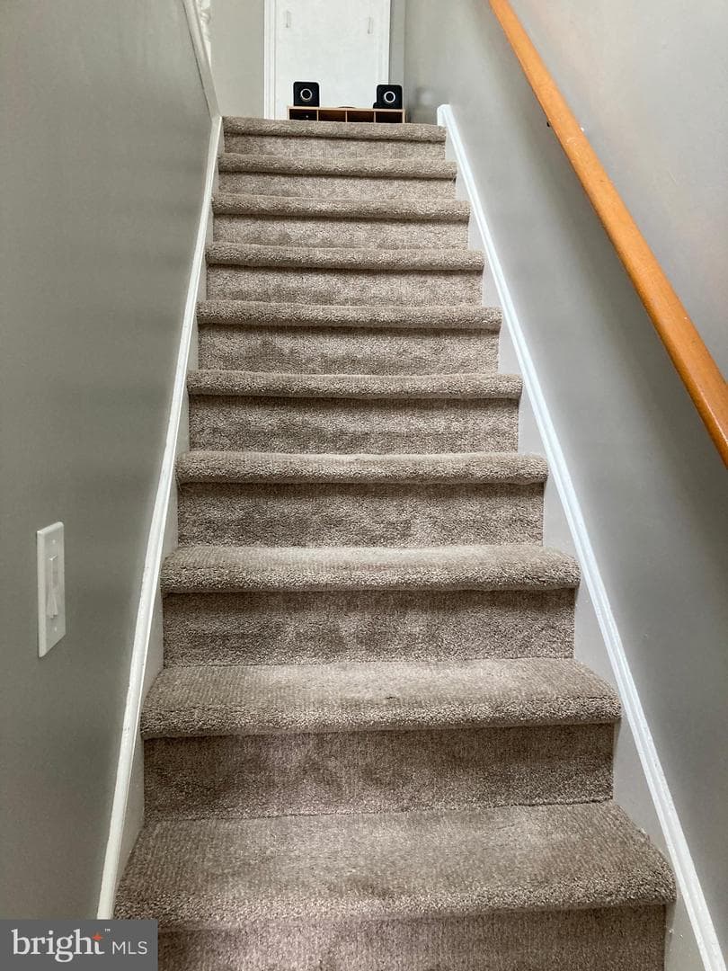 46 Ember Lane photo 21