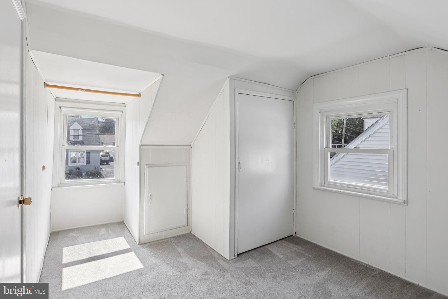 718 Harrison Avenue photo 15
