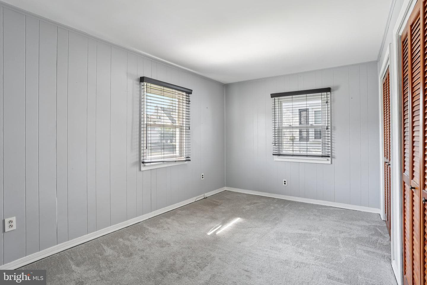 718 Harrison Avenue photo 8