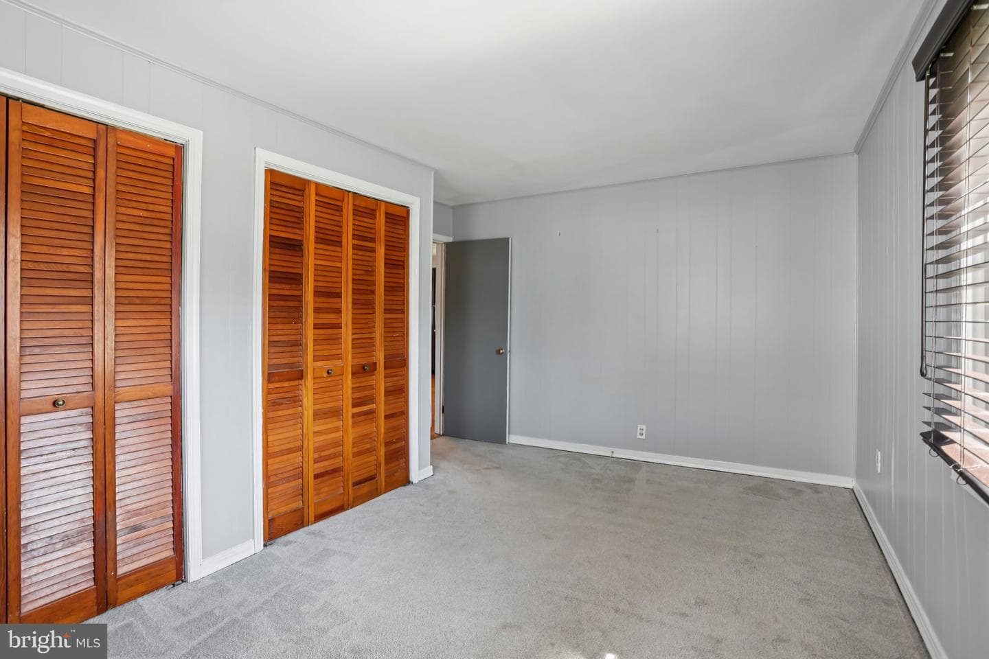 718 Harrison Avenue photo 9