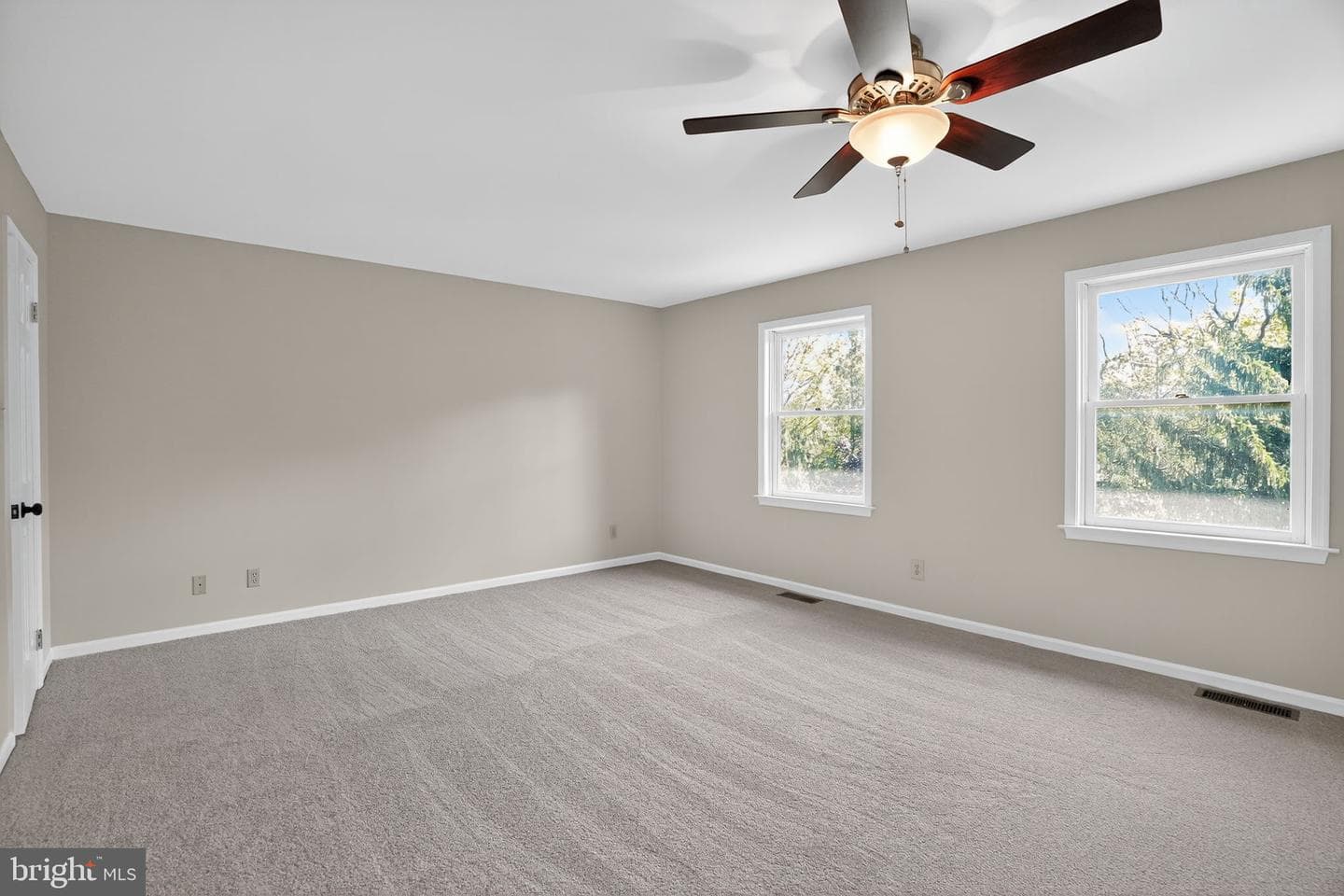 3929 Seneca Court photo 18