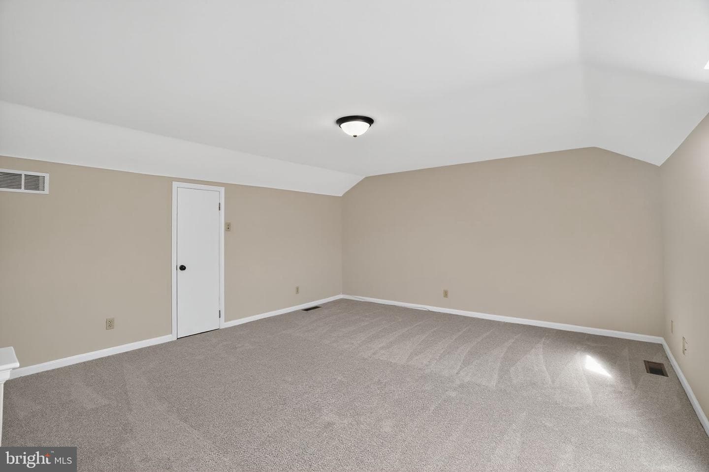 3929 Seneca Court photo 22