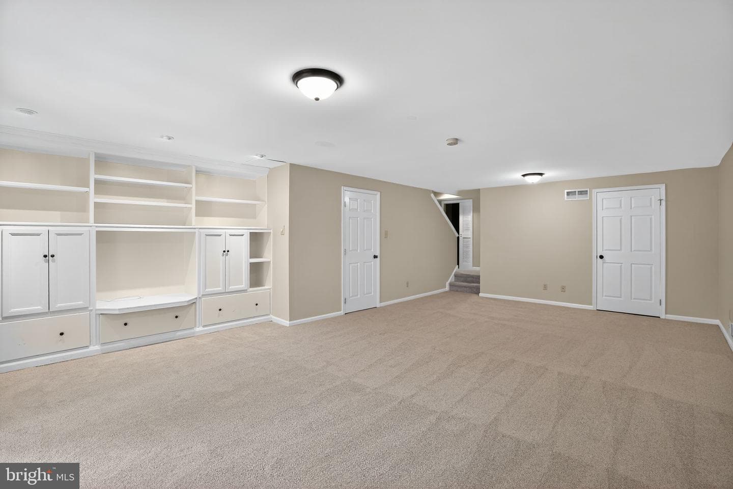 3929 Seneca Court photo 24