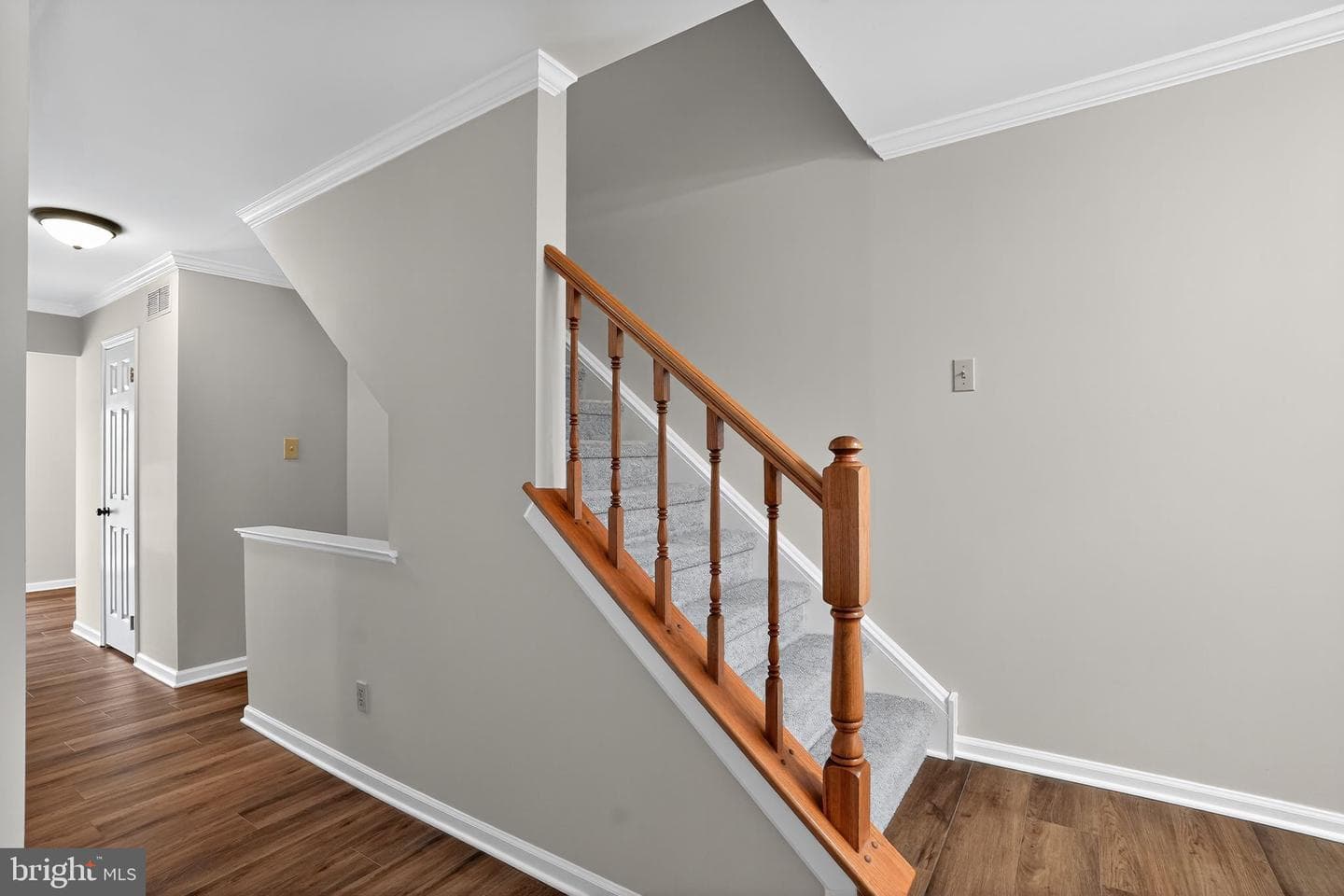 3929 Seneca Court photo 6