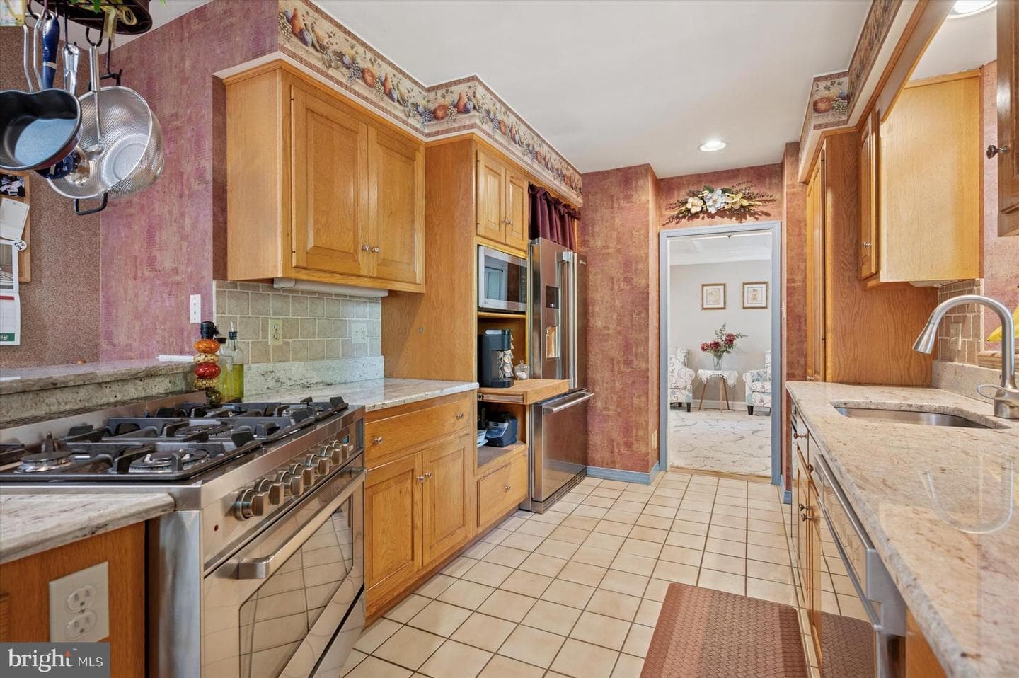 2440 Walton Road photo 12