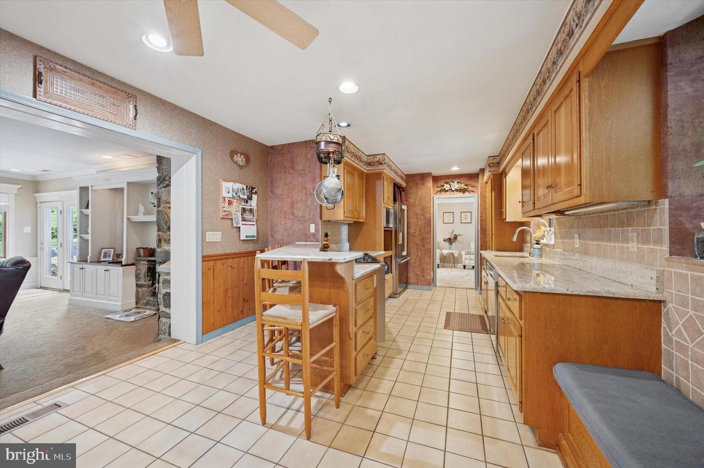 2440 Walton Road photo 13