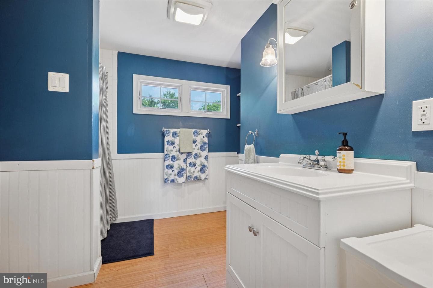 2440 Walton Road photo 32
