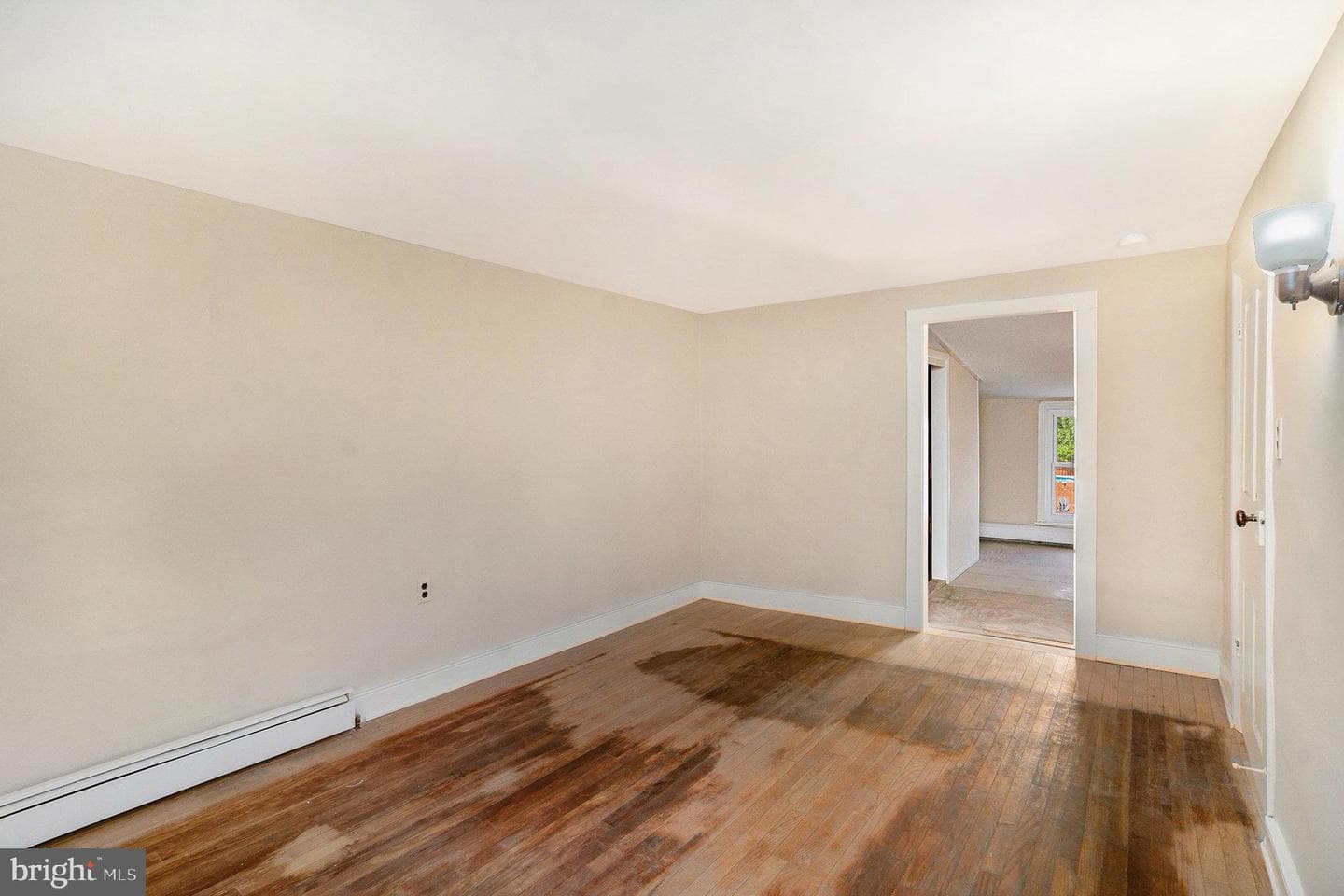 323 South Street photo 16