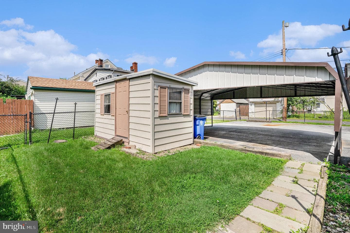 323 South Street photo 30