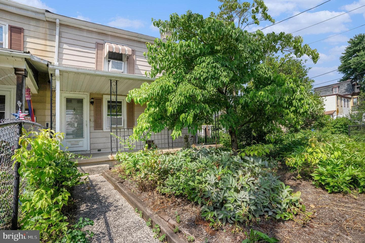 323 South Street photo 4