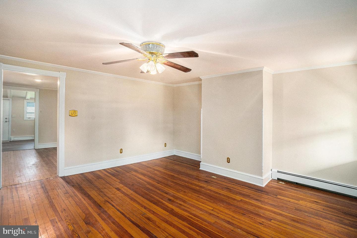 323 South Street photo 9