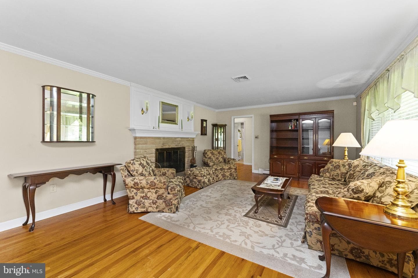 912 Sycamore Drive photo 14