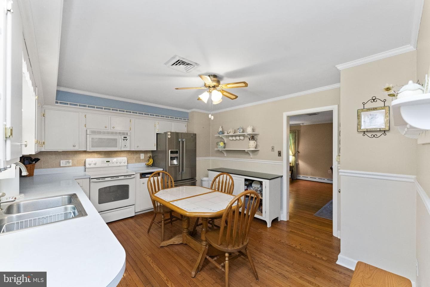 912 Sycamore Drive photo 20