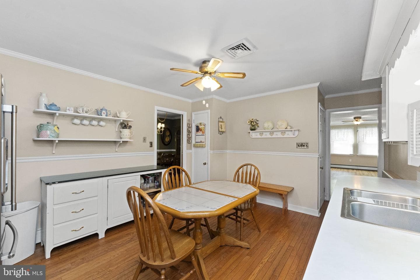 912 Sycamore Drive photo 22