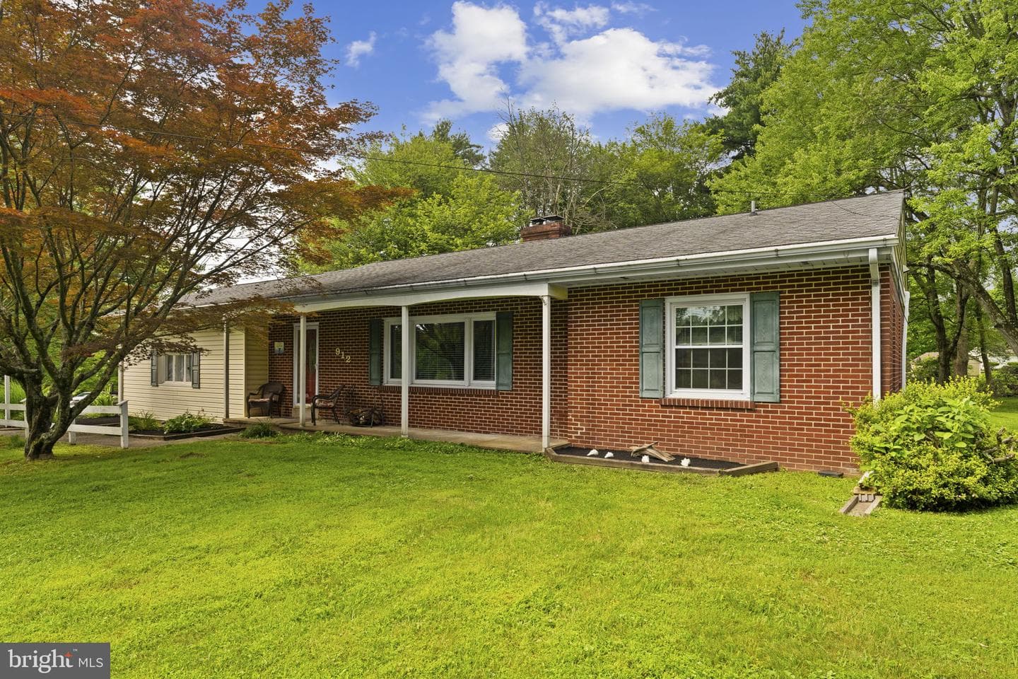 912 Sycamore Drive photo 8