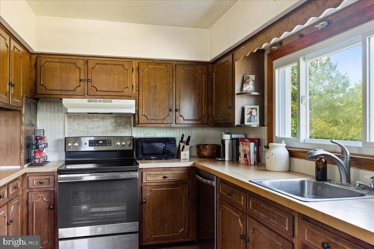 1848 Hoffmansville Road photo 10