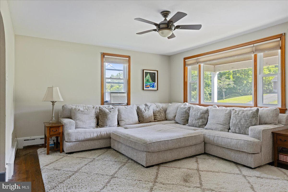 1848 Hoffmansville Road photo 17